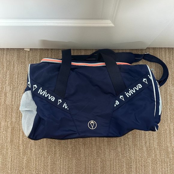 Ivivva lululemon bumply duffle gym